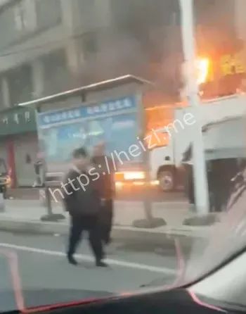 山东省胶州向阳商贸市场起火